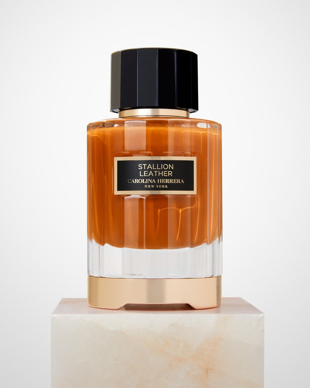 Carolina Herrera Stallion Leather Eau De Parfum